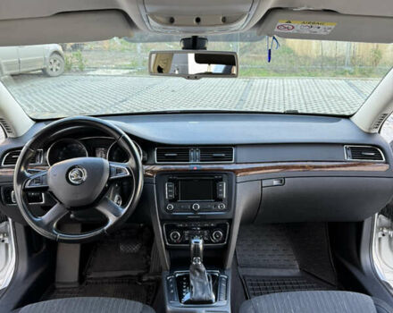 Серый Шкода Суперб, объемом двигателя 2 л и пробегом 282 тыс. км за 11900 $, фото 27 на Automoto.ua