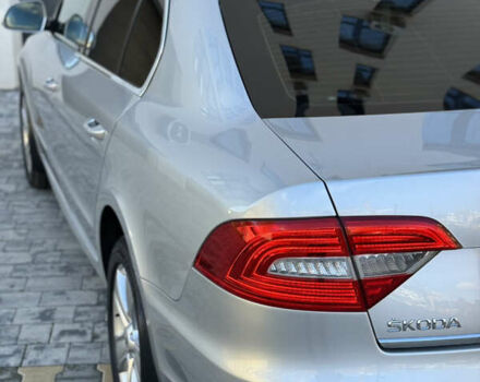 Серый Шкода Суперб, объемом двигателя 2 л и пробегом 282 тыс. км за 11900 $, фото 56 на Automoto.ua