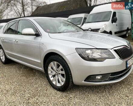 Сірий Шкода Суперб, об'ємом двигуна 2 л та пробігом 315 тис. км за 10800 $, фото 12 на Automoto.ua