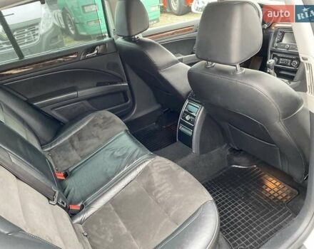 Сірий Шкода Суперб, об'ємом двигуна 2 л та пробігом 315 тис. км за 10800 $, фото 32 на Automoto.ua