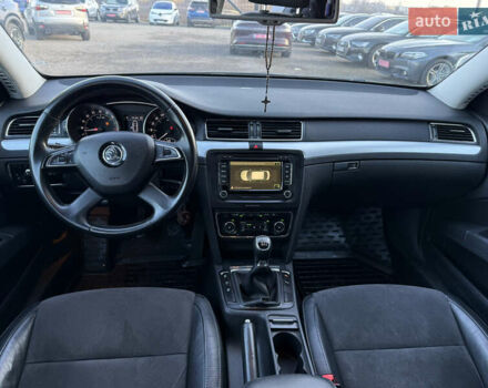 Серый Шкода Суперб, объемом двигателя 1.6 л и пробегом 313 тыс. км за 11600 $, фото 8 на Automoto.ua