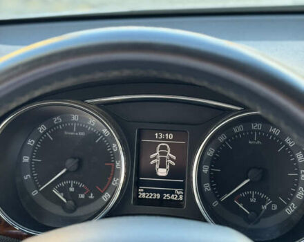 Серый Шкода Суперб, объемом двигателя 2 л и пробегом 282 тыс. км за 11900 $, фото 40 на Automoto.ua