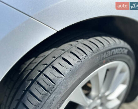 Серый Шкода Суперб, объемом двигателя 2 л и пробегом 295 тыс. км за 11200 $, фото 5 на Automoto.ua