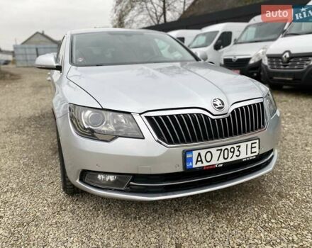 Сірий Шкода Суперб, об'ємом двигуна 2 л та пробігом 315 тис. км за 10800 $, фото 10 на Automoto.ua