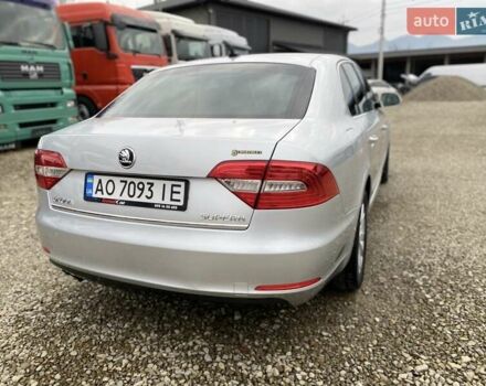 Сірий Шкода Суперб, об'ємом двигуна 2 л та пробігом 315 тис. км за 10800 $, фото 9 на Automoto.ua