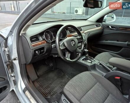 Серый Шкода Суперб, объемом двигателя 1.8 л и пробегом 167 тыс. км за 11800 $, фото 22 на Automoto.ua