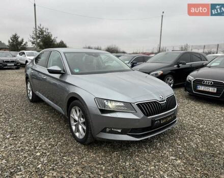 Сірий Шкода Суперб, об'ємом двигуна 2 л та пробігом 246 тис. км за 15900 $, фото 2 на Automoto.ua