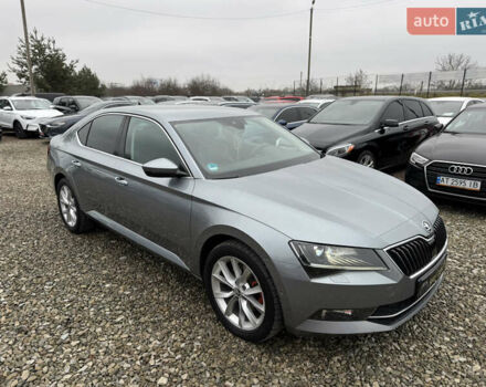 Сірий Шкода Суперб, об'ємом двигуна 2 л та пробігом 246 тис. км за 15900 $, фото 17 на Automoto.ua