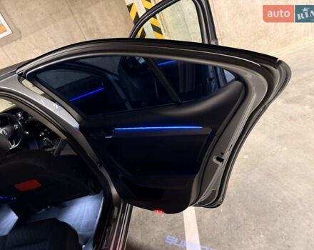 Серый Шкода Суперб, объемом двигателя 1.6 л и пробегом 250 тыс. км за 17371 $, фото 4 на Automoto.ua