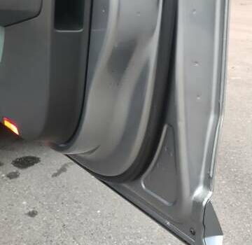 Серый Шкода Суперб, объемом двигателя 1.8 л и пробегом 174 тыс. км за 16900 $, фото 24 на Automoto.ua