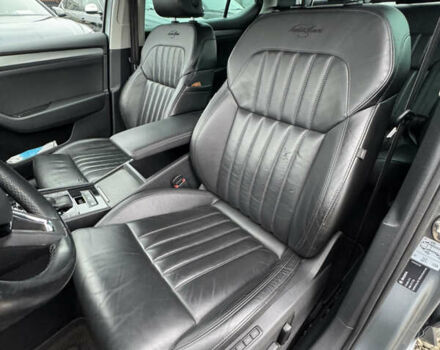 Сірий Шкода Суперб, об'ємом двигуна 2 л та пробігом 246 тис. км за 15900 $, фото 20 на Automoto.ua