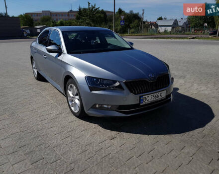 Серый Шкода Суперб, объемом двигателя 1.6 л и пробегом 250 тыс. км за 17371 $, фото 44 на Automoto.ua