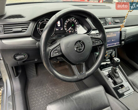 Сірий Шкода Суперб, об'ємом двигуна 2 л та пробігом 246 тис. км за 15900 $, фото 22 на Automoto.ua