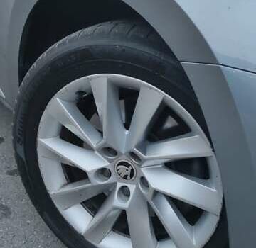 Серый Шкода Суперб, объемом двигателя 1.8 л и пробегом 174 тыс. км за 16900 $, фото 11 на Automoto.ua