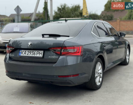 Сірий Шкода Суперб, об'ємом двигуна 1.6 л та пробігом 280 тис. км за 12999 $, фото 10 на Automoto.ua