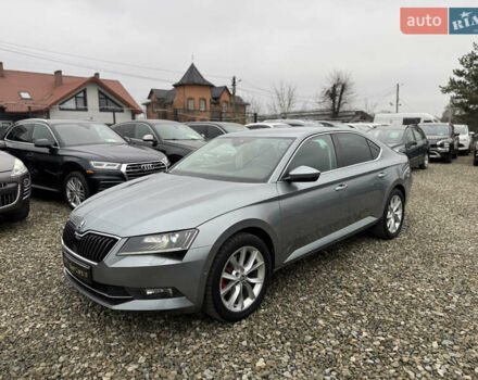 Сірий Шкода Суперб, об'ємом двигуна 2 л та пробігом 246 тис. км за 15900 $, фото 7 на Automoto.ua