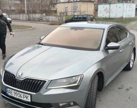Серый Шкода Суперб, объемом двигателя 1.8 л и пробегом 174 тыс. км за 16900 $, фото 4 на Automoto.ua