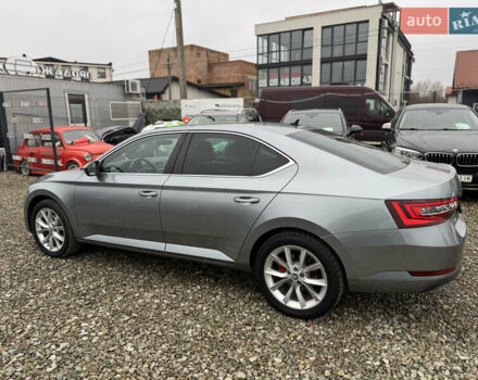 Сірий Шкода Суперб, об'ємом двигуна 2 л та пробігом 246 тис. км за 15900 $, фото 9 на Automoto.ua