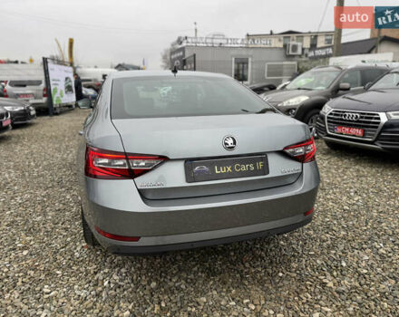 Сірий Шкода Суперб, об'ємом двигуна 2 л та пробігом 246 тис. км за 15900 $, фото 12 на Automoto.ua