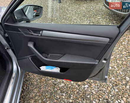 Сірий Шкода Суперб, об'ємом двигуна 2 л та пробігом 246 тис. км за 15900 $, фото 29 на Automoto.ua