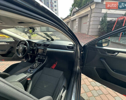 Серый Шкода Суперб, объемом двигателя 1.6 л и пробегом 243 тыс. км за 14950 $, фото 168 на Automoto.ua