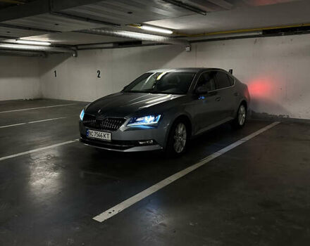 Серый Шкода Суперб, объемом двигателя 1.6 л и пробегом 250 тыс. км за 17371 $, фото 48 на Automoto.ua