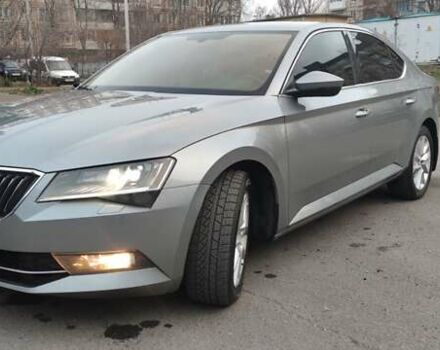 Серый Шкода Суперб, объемом двигателя 1.8 л и пробегом 174 тыс. км за 16900 $, фото 2 на Automoto.ua