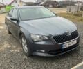 Серый Шкода Суперб, объемом двигателя 1.6 л и пробегом 195 тыс. км за 15999 $, фото 1 на Automoto.ua