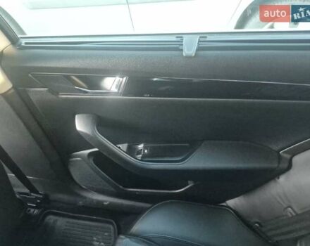 Серый Шкода Суперб, объемом двигателя 1.97 л и пробегом 260 тыс. км за 18800 $, фото 26 на Automoto.ua