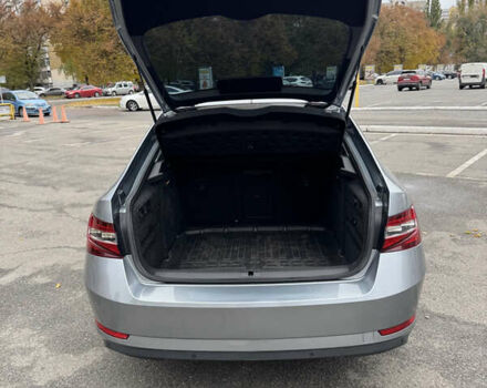 Сірий Шкода Суперб, об'ємом двигуна 1.97 л та пробігом 262 тис. км за 16000 $, фото 13 на Automoto.ua