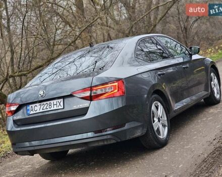 Серый Шкода Суперб, объемом двигателя 1.6 л и пробегом 201 тыс. км за 13800 $, фото 12 на Automoto.ua