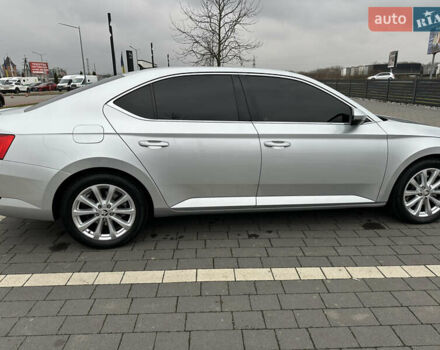 Серый Шкода Суперб, объемом двигателя 1.97 л и пробегом 243 тыс. км за 16499 $, фото 11 на Automoto.ua