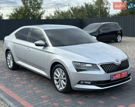 Серый Шкода Суперб, объемом двигателя 1.97 л и пробегом 242 тыс. км за 16500 $, фото 4 на Automoto.ua