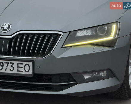 Серый Шкода Суперб, объемом двигателя 2 л и пробегом 252 тыс. км за 15800 $, фото 7 на Automoto.ua