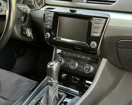 Серый Шкода Суперб, объемом двигателя 2 л и пробегом 189 тыс. км за 16800 $, фото 21 на Automoto.ua