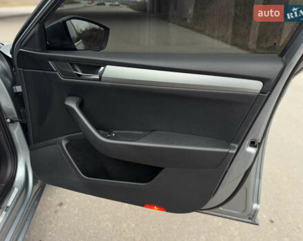 Серый Шкода Суперб, объемом двигателя 2 л и пробегом 252 тыс. км за 15800 $, фото 32 на Automoto.ua