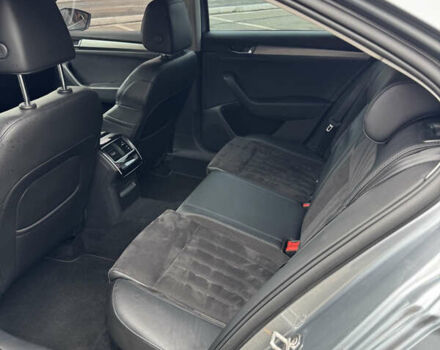 Сірий Шкода Суперб, об'ємом двигуна 1.97 л та пробігом 262 тис. км за 16000 $, фото 16 на Automoto.ua