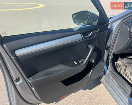 Сірий Шкода Суперб, об'ємом двигуна 1.8 л та пробігом 128 тис. км за 15000 $, фото 10 на Automoto.ua