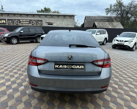 Серый Шкода Суперб, объемом двигателя 1.6 л и пробегом 150 тыс. км за 15800 $, фото 5 на Automoto.ua