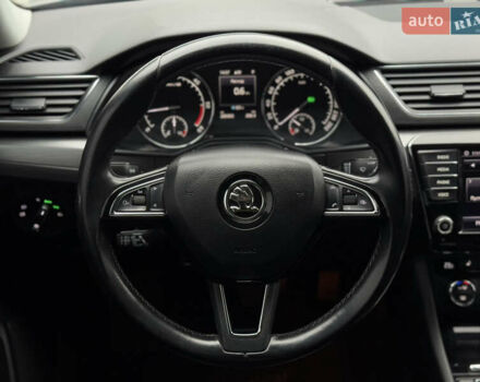 Серый Шкода Суперб, объемом двигателя 2 л и пробегом 252 тыс. км за 15800 $, фото 21 на Automoto.ua