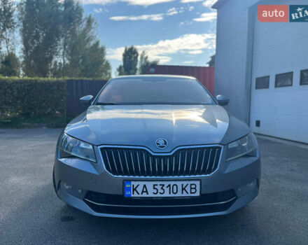 Серый Шкода Суперб, объемом двигателя 1.8 л и пробегом 280 тыс. км за 14700 $, фото 1 на Automoto.ua