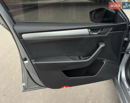 Серый Шкода Суперб, объемом двигателя 2 л и пробегом 252 тыс. км за 15800 $, фото 25 на Automoto.ua