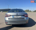 Серый Шкода Суперб, объемом двигателя 1.8 л и пробегом 122 тыс. км за 15500 $, фото 4 на Automoto.ua