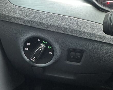 Сірий Шкода Суперб, об'ємом двигуна 2 л та пробігом 245 тис. км за 17900 $, фото 20 на Automoto.ua