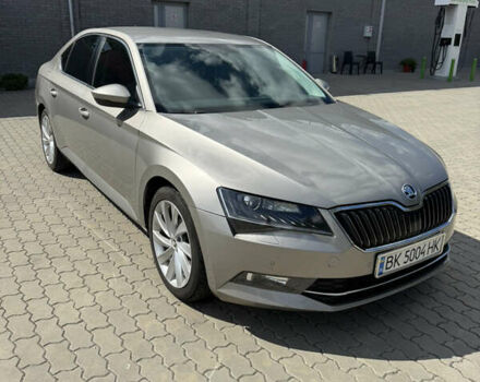 Серый Шкода Суперб, объемом двигателя 1.97 л и пробегом 265 тыс. км за 14900 $, фото 10 на Automoto.ua