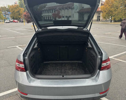 Серый Шкода Суперб, объемом двигателя 1.97 л и пробегом 261 тыс. км за 16550 $, фото 6 на Automoto.ua