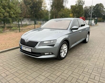 Серый Шкода Суперб, объемом двигателя 2 л и пробегом 242 тыс. км за 15000 $, фото 1 на Automoto.ua