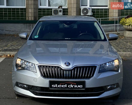 Серый Шкода Суперб, объемом двигателя 1.97 л и пробегом 223 тыс. км за 17999 $, фото 4 на Automoto.ua