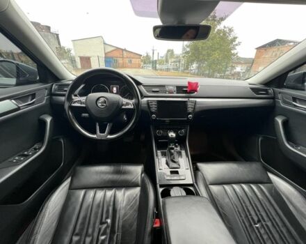 Серый Шкода Суперб, объемом двигателя 2 л и пробегом 242 тыс. км за 15000 $, фото 5 на Automoto.ua