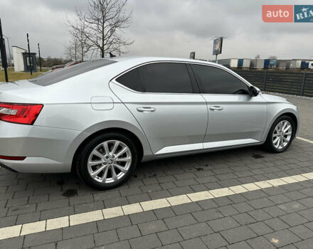 Серый Шкода Суперб, объемом двигателя 1.97 л и пробегом 243 тыс. км за 16499 $, фото 10 на Automoto.ua